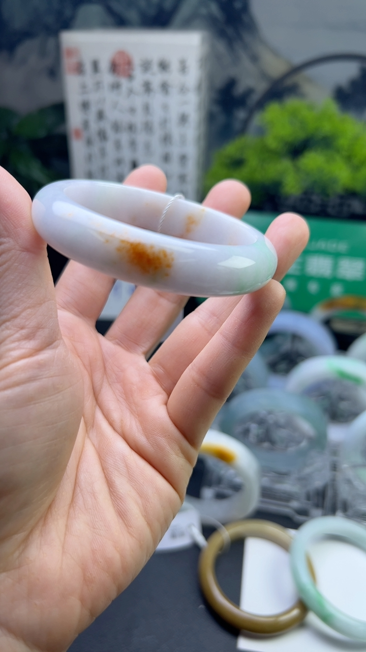 甄选高端翡翠精品手镯特价