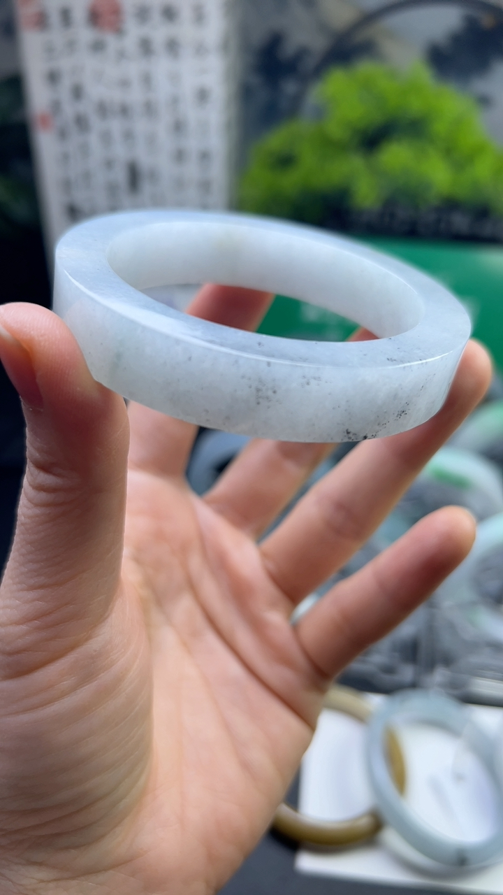 冰乌鸡手镯特价