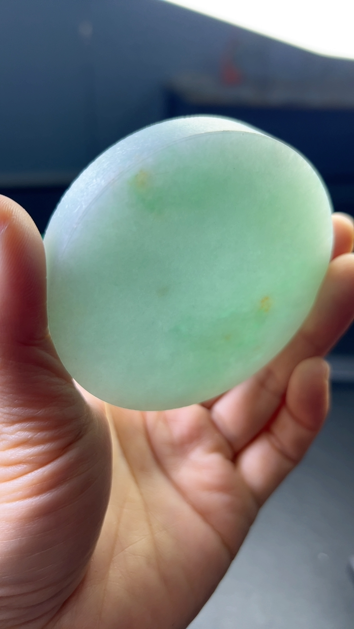 甄选高端翡翠精品手镯