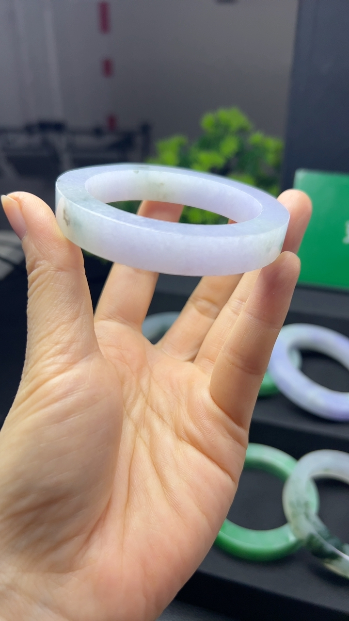 甄选高端翡翠精品手镯特价