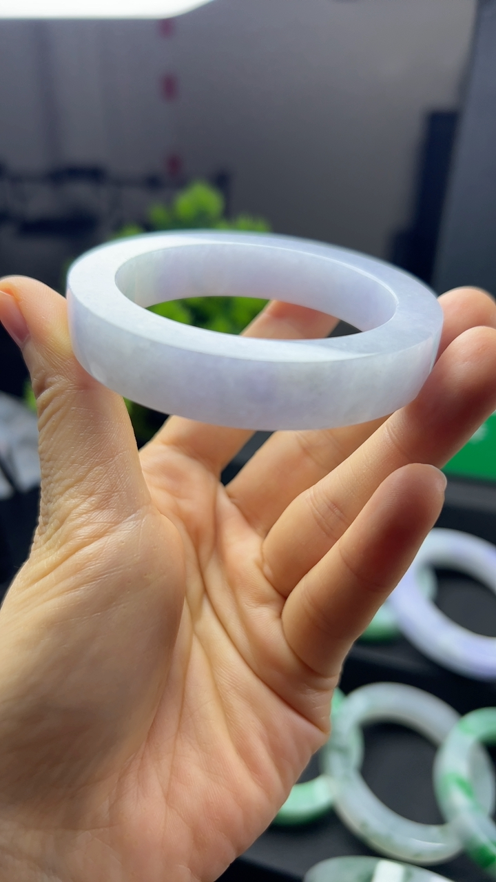 甄选高端翡翠精品手镯粉紫特价