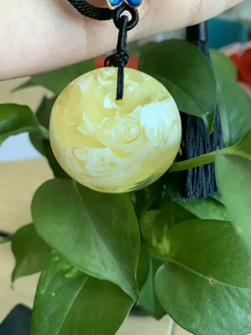 蔓**:个人很喜欢，没让我失望，是我喜欢的类型。质量也是相当的很好，五星好评💕