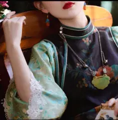 茉**